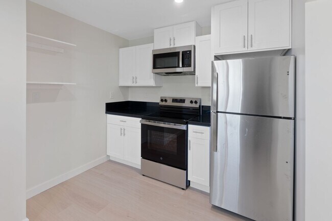 Building Photo - Private 1BD ADU Retreat with Spacious Private Rear Yard – Near CSUN