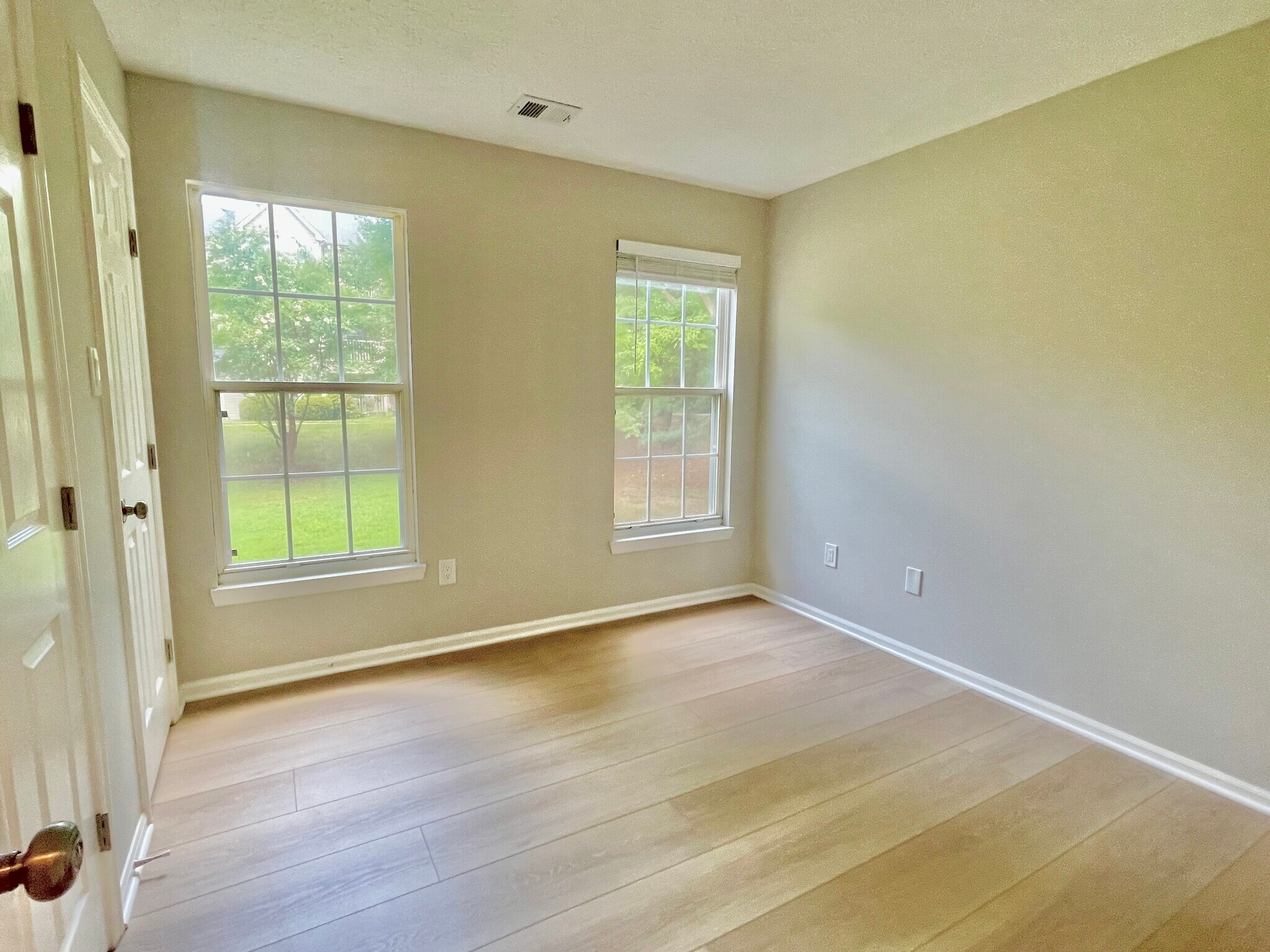 Building Photo - 13108 Briarcliff Ter