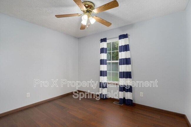 Building Photo - 3119 W Water St