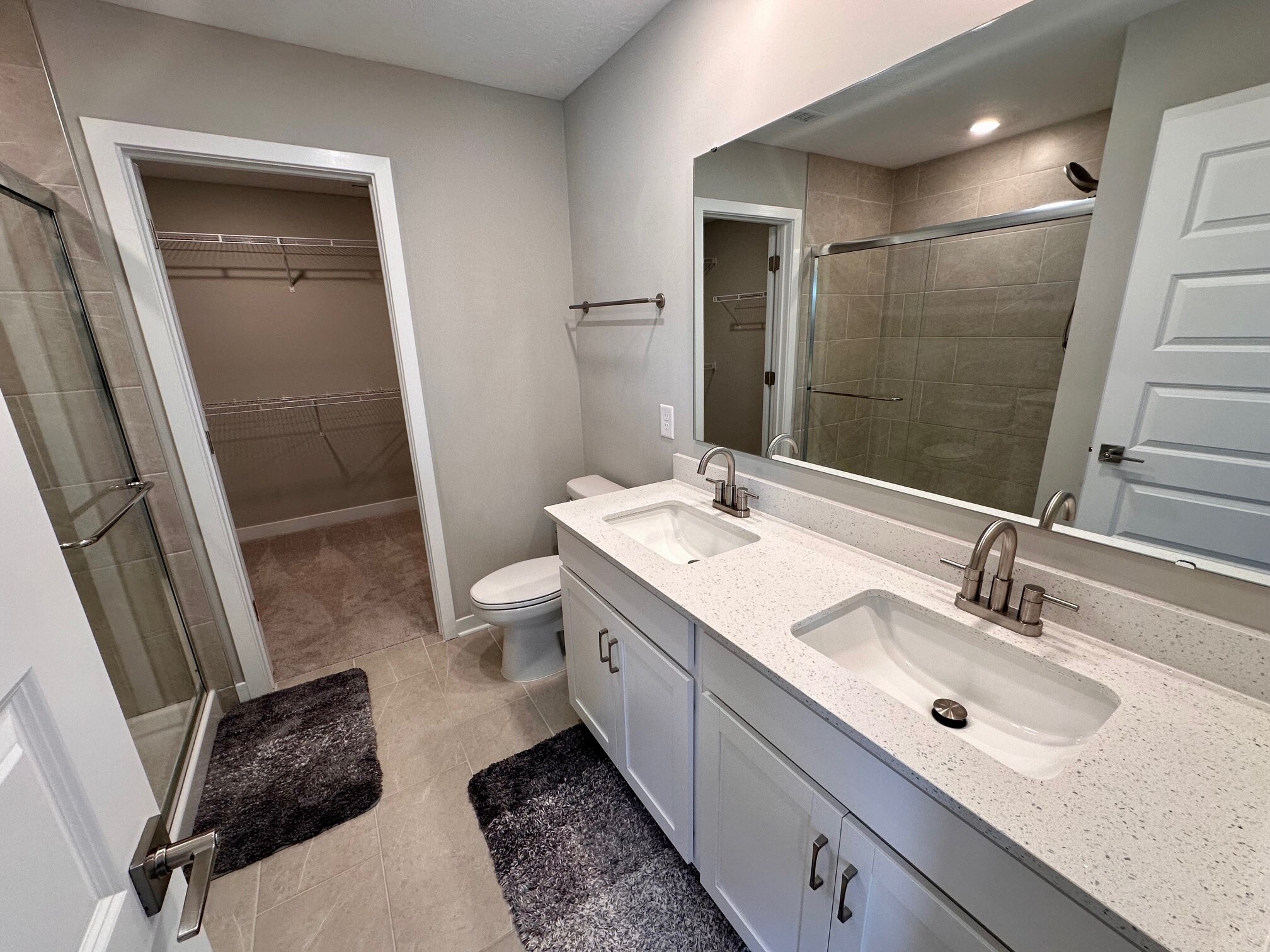 Building Photo - 721 Scarsdale Ln