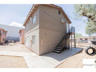 Building Photo - $500 OFF FIRST MONTH'S RENT MOVE IN SPECIA...