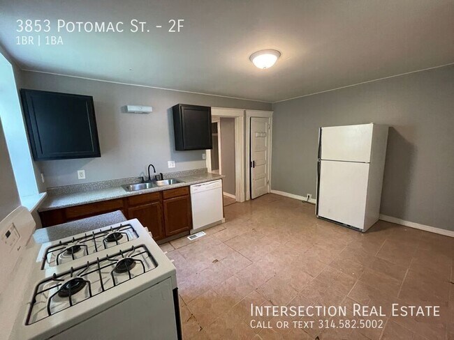 Building Photo - 3853 Potomac St