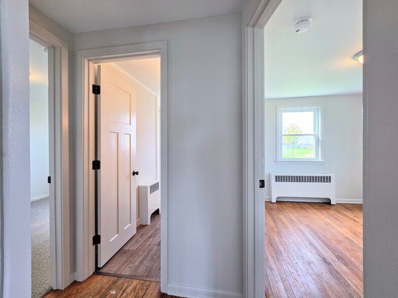 Building Photo - 2620 Creek Hill Rd