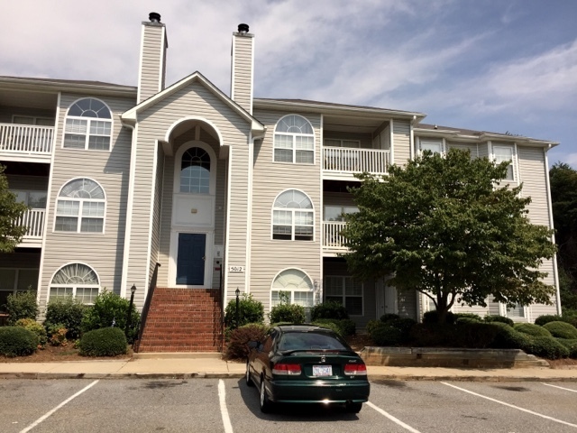 Primary Photo - Gorgeous 2BR Somerset Village Condo