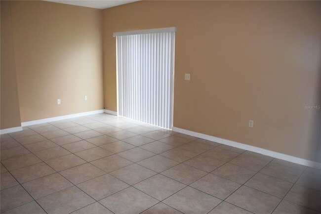 Building Photo - 322 Baccarat Ct