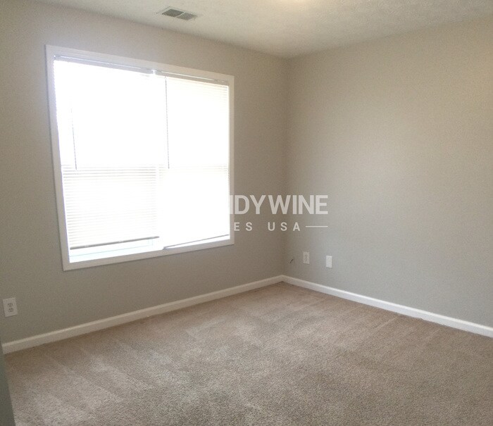 Building Photo - 1559 Ashford Ct