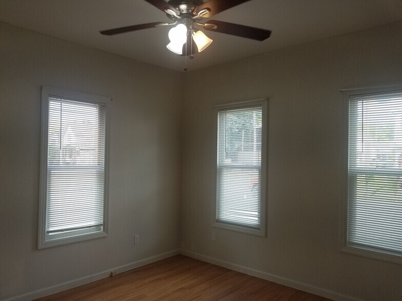 2nd bedroom - 20 Water St