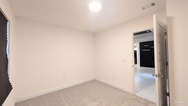 Building Photo - 151 Calvert Oaks Dr