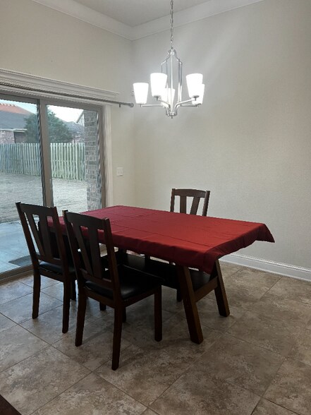 Building Photo - 4103 SW Stonewood Terrace