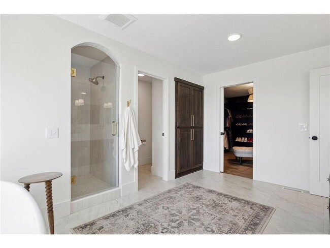 Building Photo - 6297 Yuma Ln N