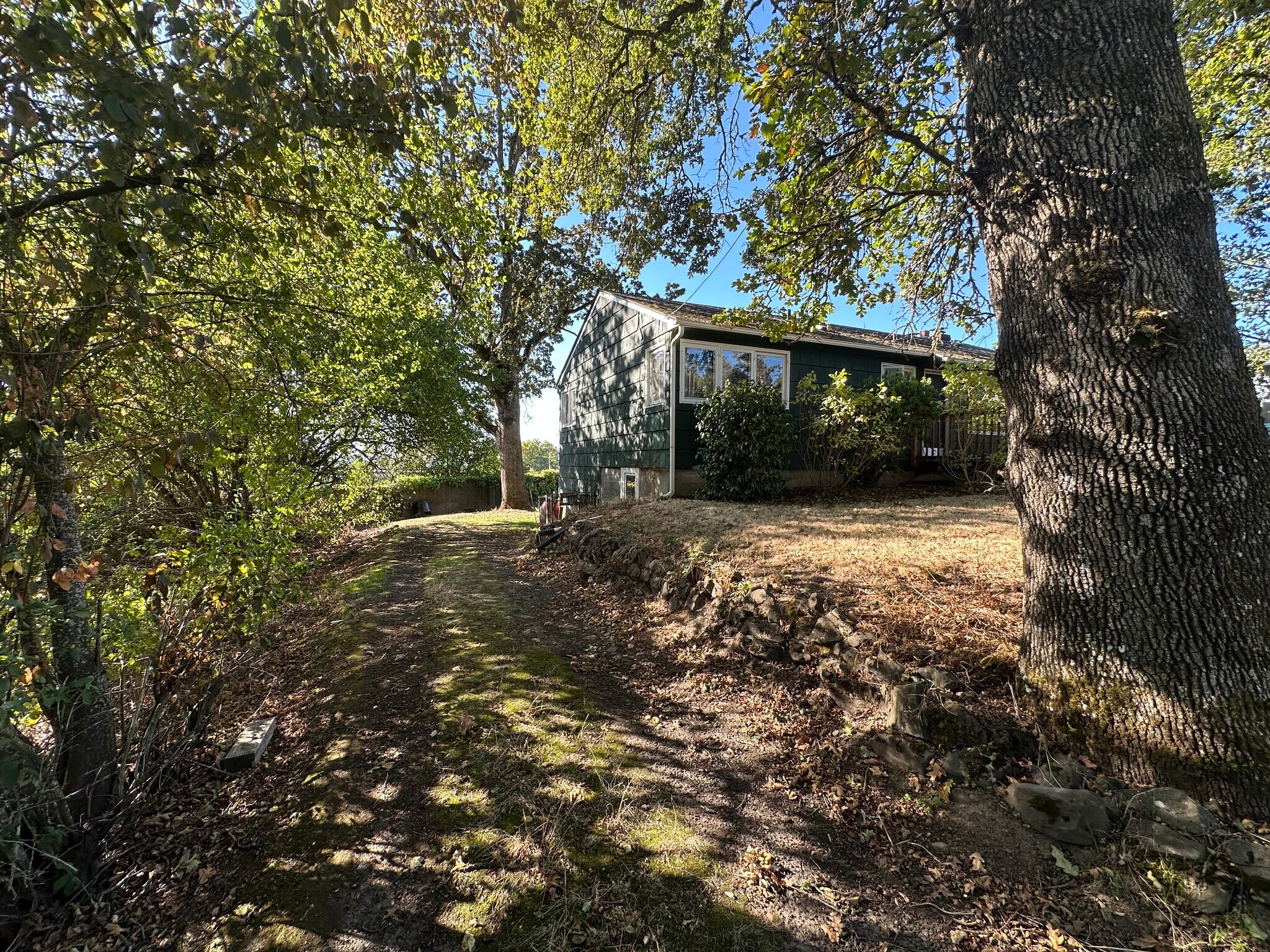 Building Photo - 12607 SW 64th Ave