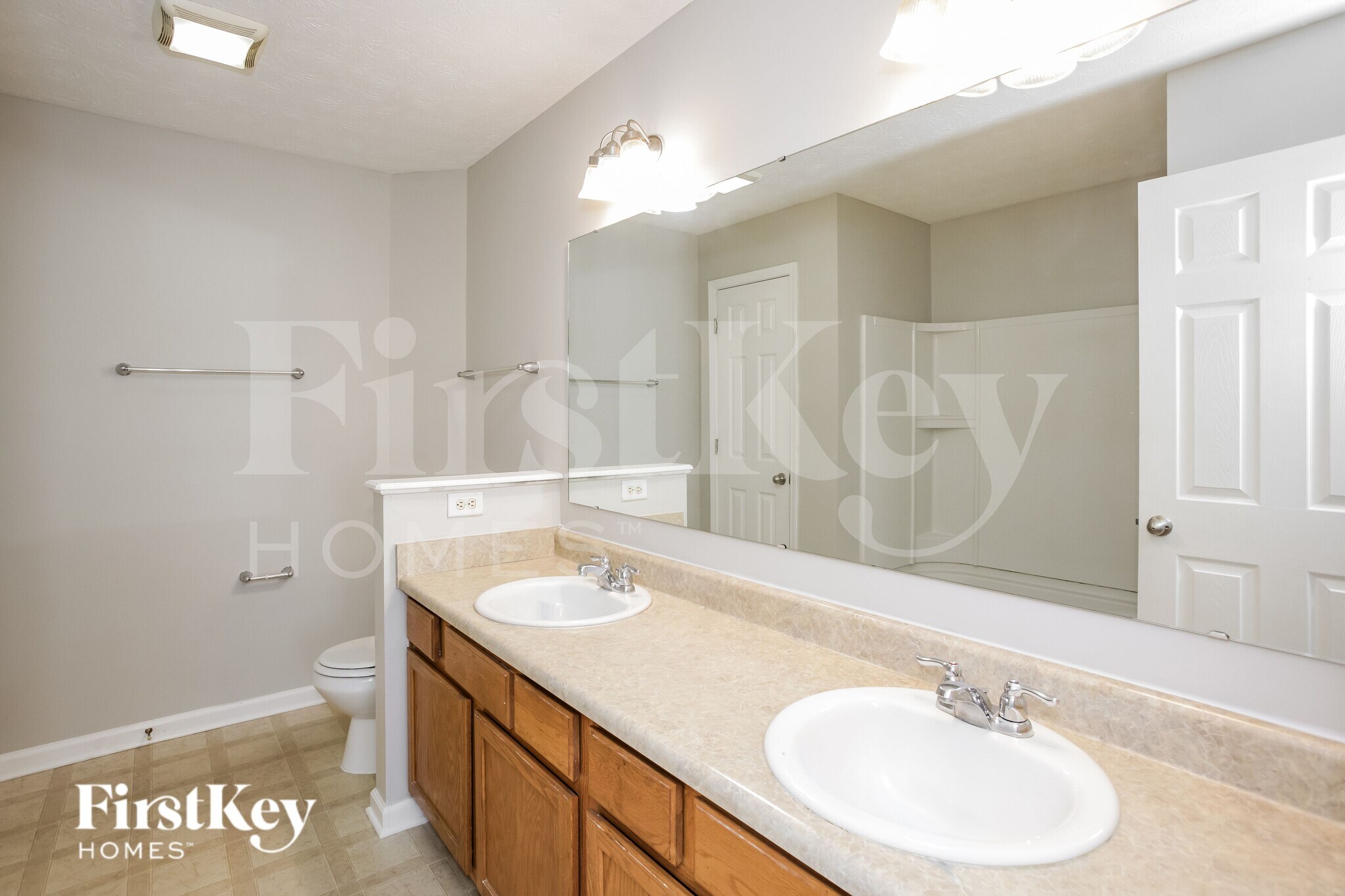 Building Photo - 11419 High Grass Dr