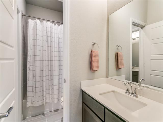 Building Photo - 8443 Wild Rye Rd