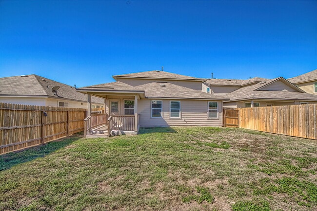 Building Photo - 5-BEDROOM HOME IN WESTPOINTE @ RIVERSTONE