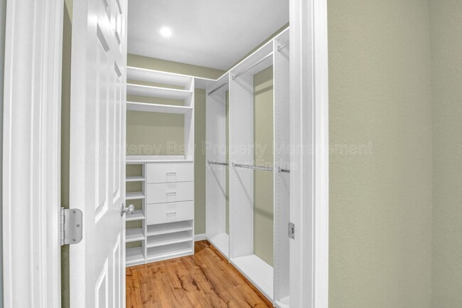 Building Photo - 1137 Mescal St