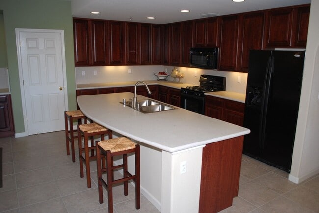 Building Photo - 6581 Hearthstone Cir