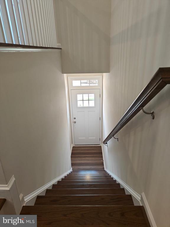 Building Photo - 9409 Barnes Lp