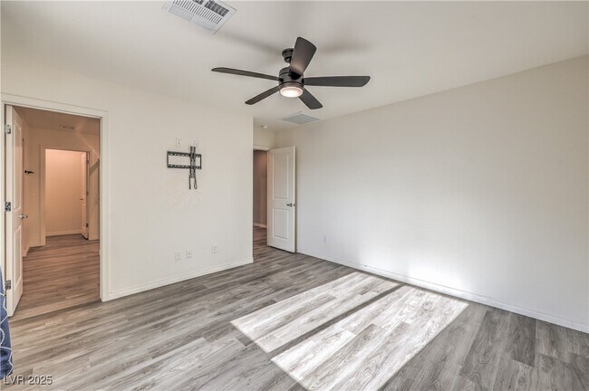 Building Photo - 4223 Wind Mesa Dr
