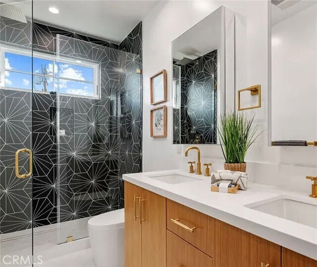 Building Photo - 2371 Midvale Ave