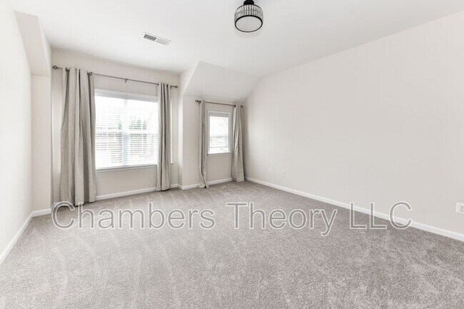Building Photo - 21026 Potomac Trail Cir