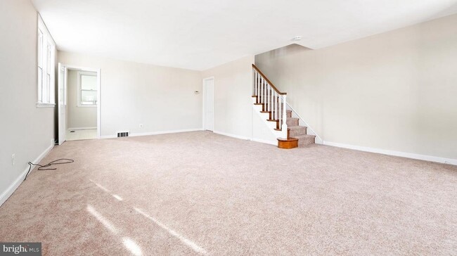 Building Photo - 228 Fitzwilliams Rd