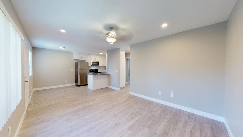 Interior Photo - Henry Square- Luxury Townhomes