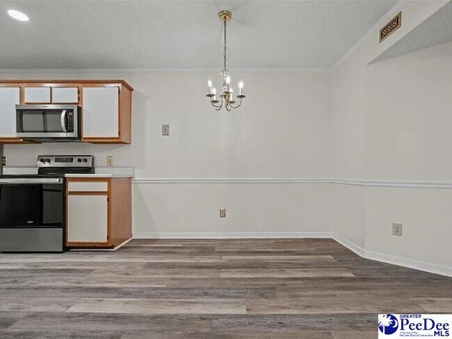 Building Photo - 701 Coventry Ln