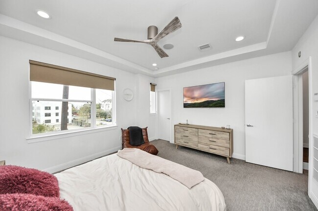 Building Photo - 1721 Eado Point Ln