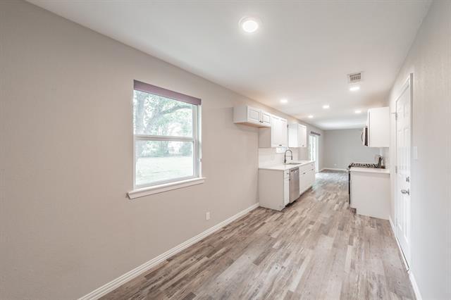 Building Photo - 5753 Saramac Dr