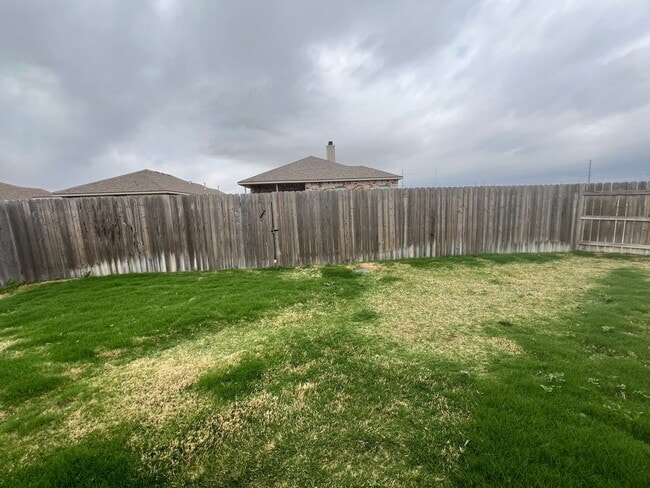 Building Photo - Available June in Frenship ISD: 3-Bedroom, 2-Bath Home!