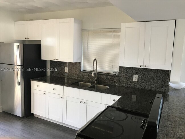 Building Photo - 2444 SW 58th St