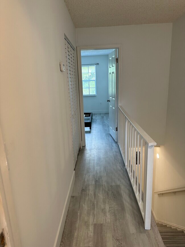 1901 Indian River Blvd 1901 Indian River Blvd Vero Beach FL 32960