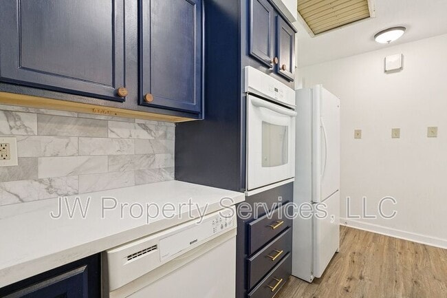 Building Photo - 5700 Boutall St