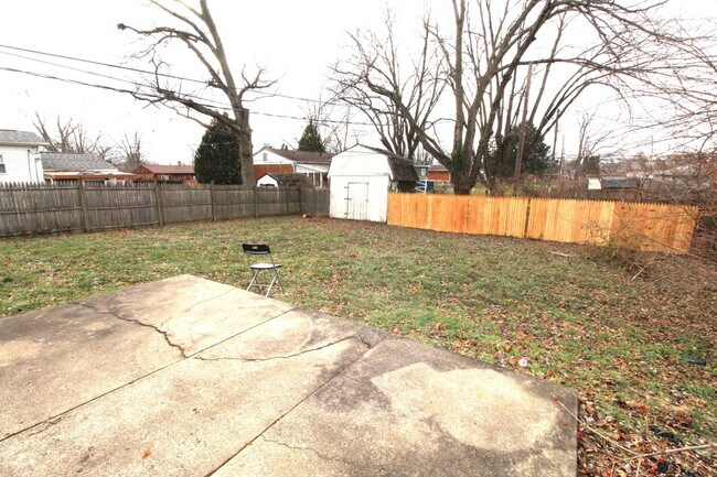 Building Photo - 2928 Landon Dr