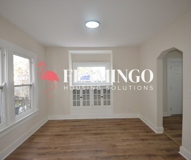 Building Photo - 82 S Sperling Ave