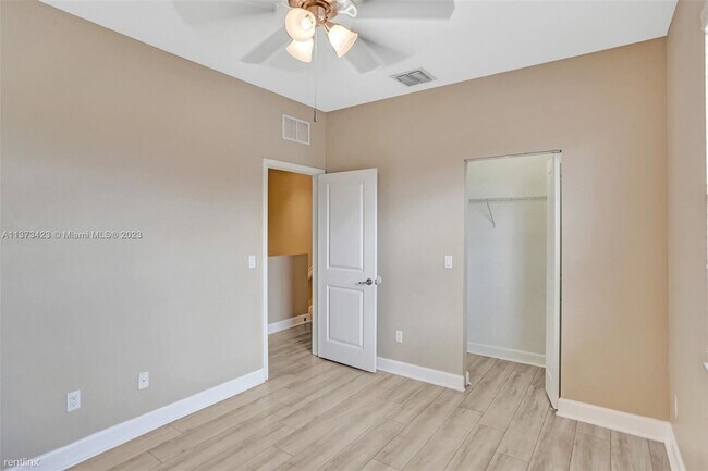 Building Photo - 4 br, 2.5 bath House - 4616 NW 59th St