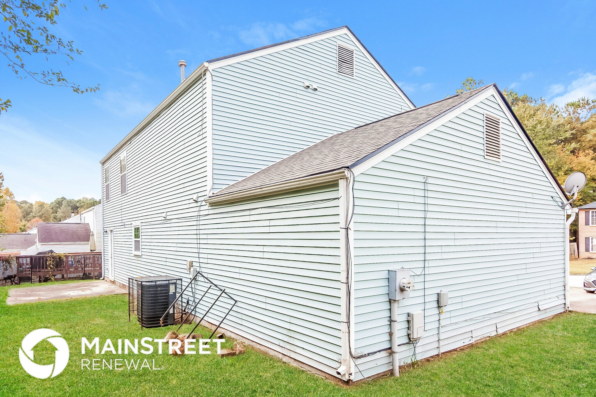 Building Photo - 5454 Northcut Dr