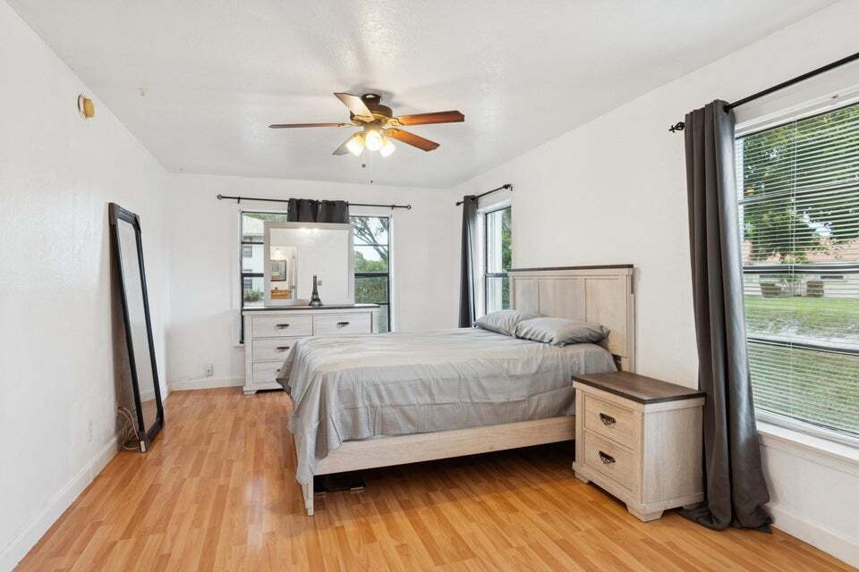 Building Photo - 9930 Pineapple Tree Dr