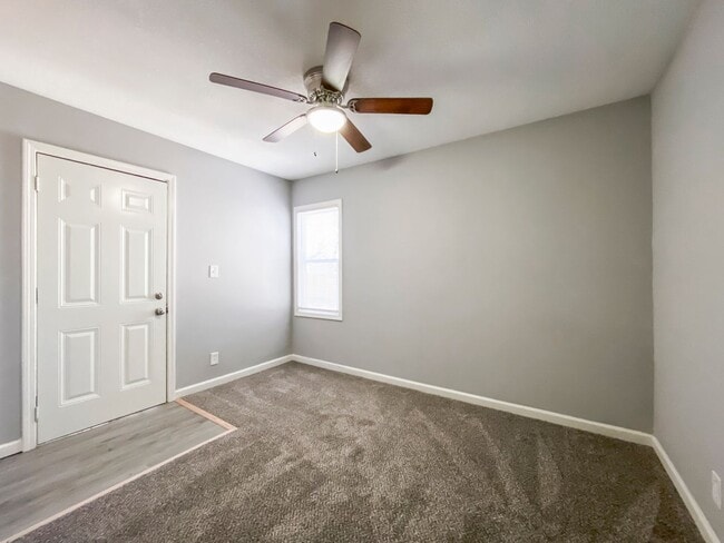 Building Photo - 11426 Applewood Dr