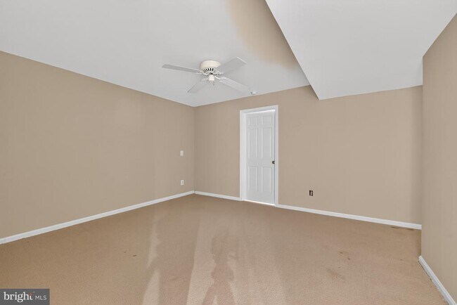 Building Photo - 1022 Delf Dr