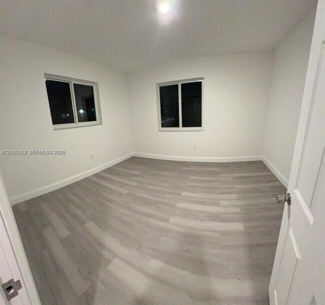 Building Photo - 225 SW 76th Ct