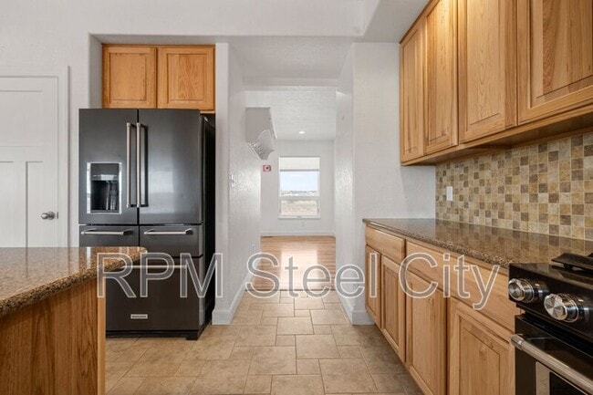 Building Photo - 868 E Sandusky Dr