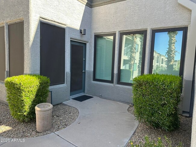 Building Photo - 10401 N Saguaro Blvd