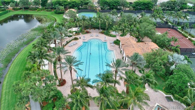 Building Photo - 17739 Lake Azure Way