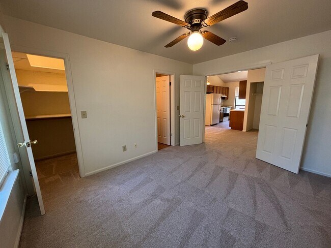 Building Photo - Comfortable Townhome Living in Southwest Fort Collins