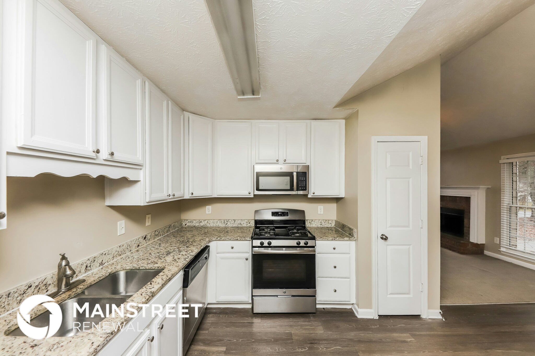 Building Photo - 28 Loxley Ct