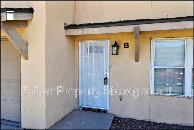 Building Photo - 1916 Lee Elder Dr