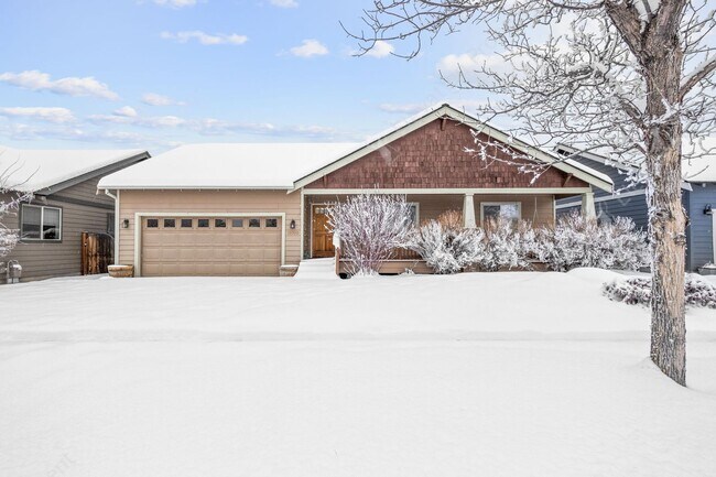 Building Photo - Northeast 3 BR - 2 BA Single-level Home w/ large Backyard