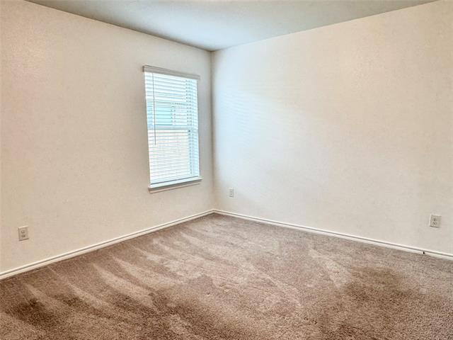 Building Photo - 2924 Rosemount Ln