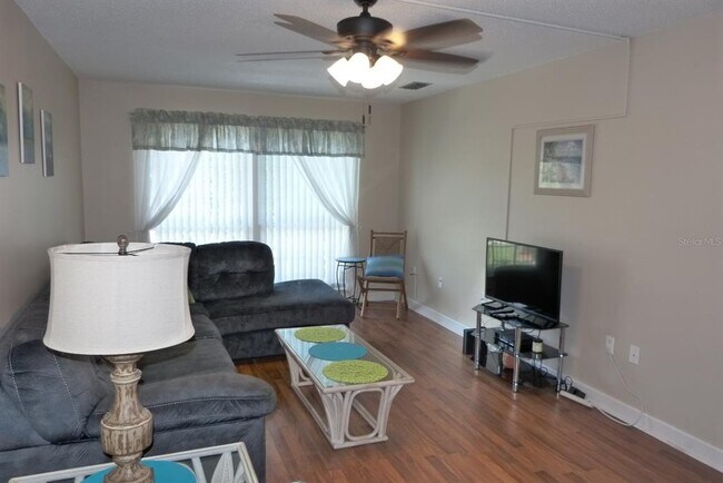 Building Photo - 2700 Bayshore Blvd